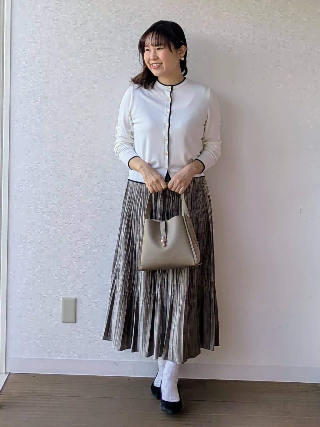 なみきさんの「UNTITLED｜【アンサンブル可/洗える】ウォームスパン カーディガン」を使ったコーディネート