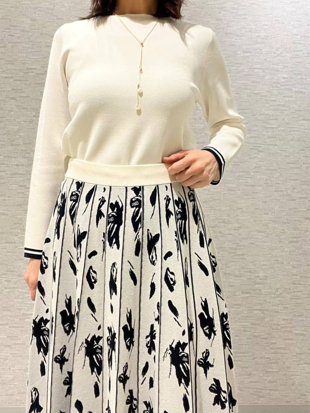 marikoさんの「Reflect｜【セットアップ可】ダブルジャカードニットプルオーバー」を使ったコーディネート