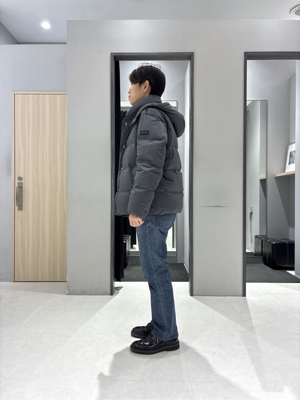 わいずみさんの「TAKEO KIKUCHI｜【袖取り外し可】デタッチャブル ダウンブルゾン」を使ったコーディネート