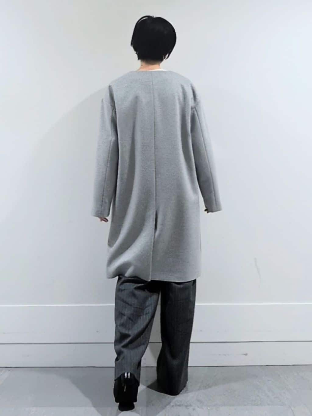 ミズタさんの「UNTITLED｜【8色展開／コンパクト丈】レーヨン混 コクーンニット」を使ったコーディネート
