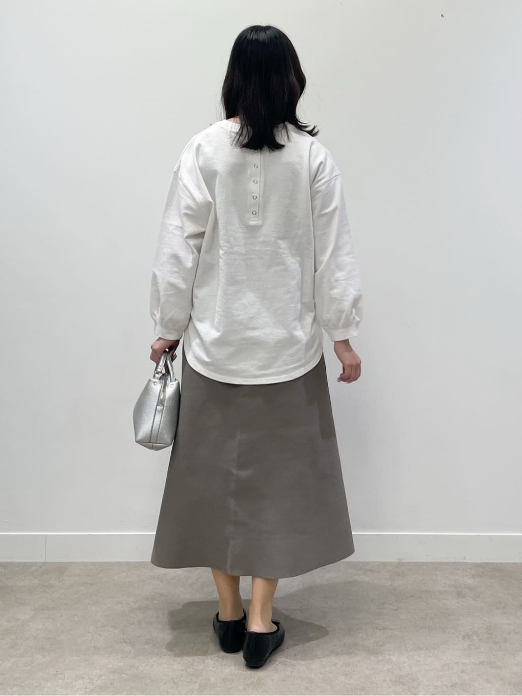 yukariさんの「Dessin｜【360度可愛い・洗える】バックヘンリーカットソー」を使ったコーディネート