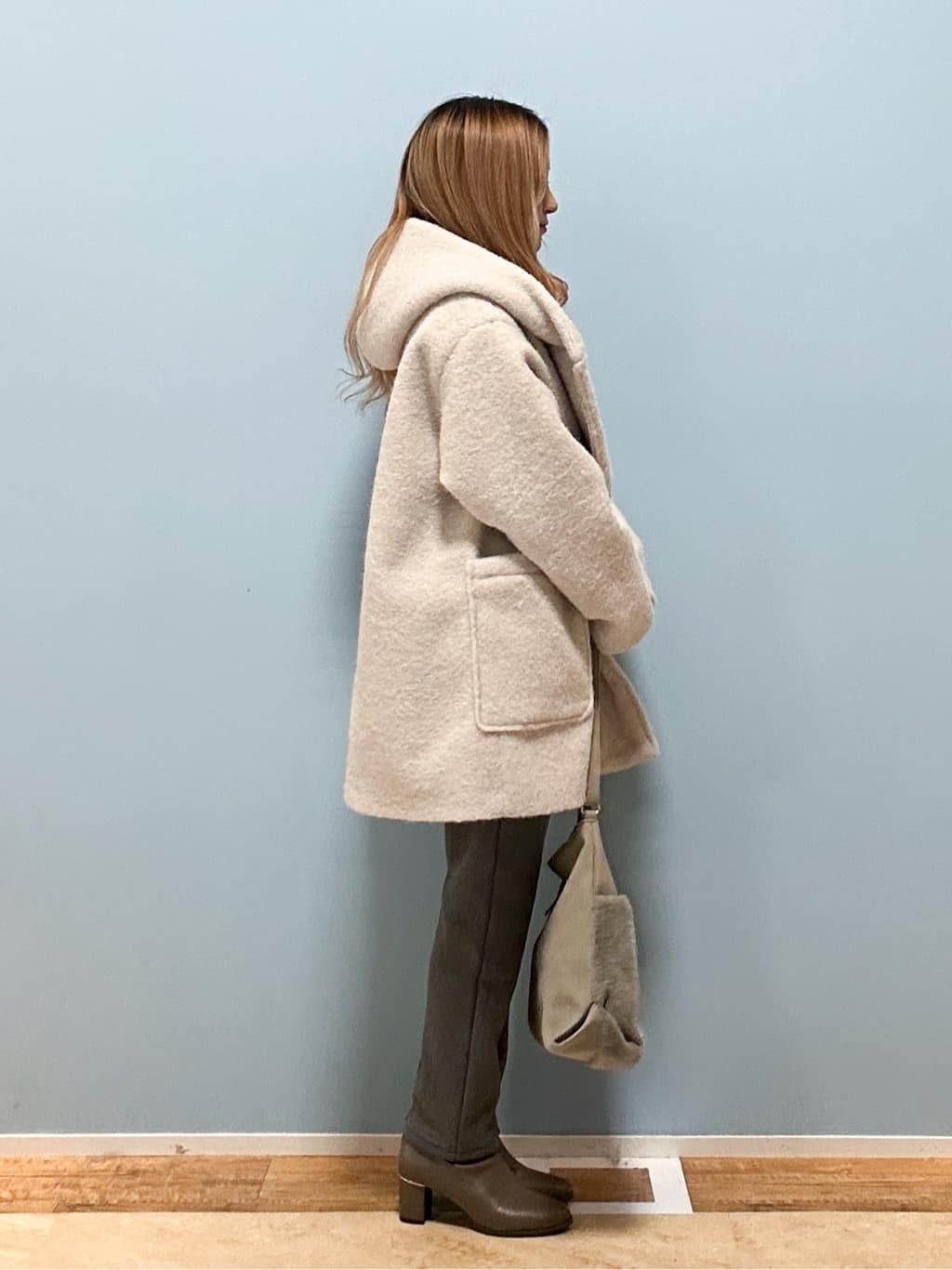 mikoさんの「SHOO･LA･RUE｜【あったか/洗濯機可】もちもちの肌触りがやみつきに 裏起毛テーパードパンツ」を使ったコーディネート