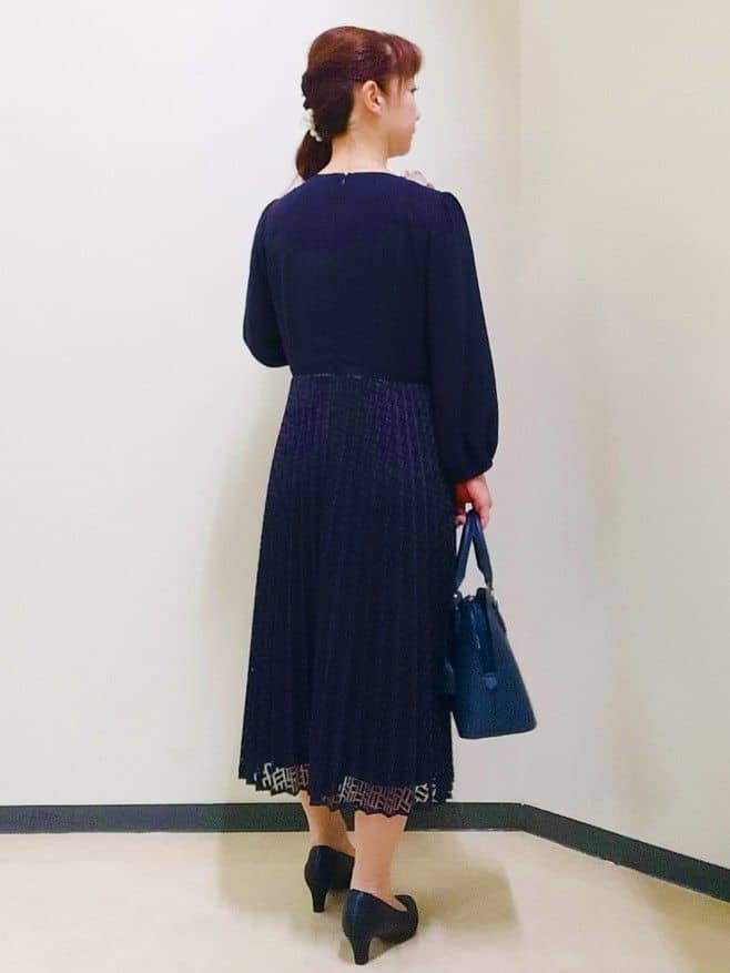 花さんの「Reflect｜【SS-4Lサイズ】シフォン&times;幾何柄レースプリーツワンピース」を使ったコーディネート