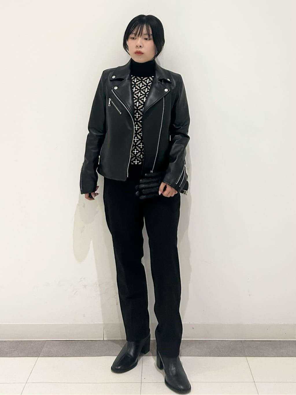 とりみさんの「DRESSTERIOR｜【本革】レザーダブルライダース」を使ったコーディネート