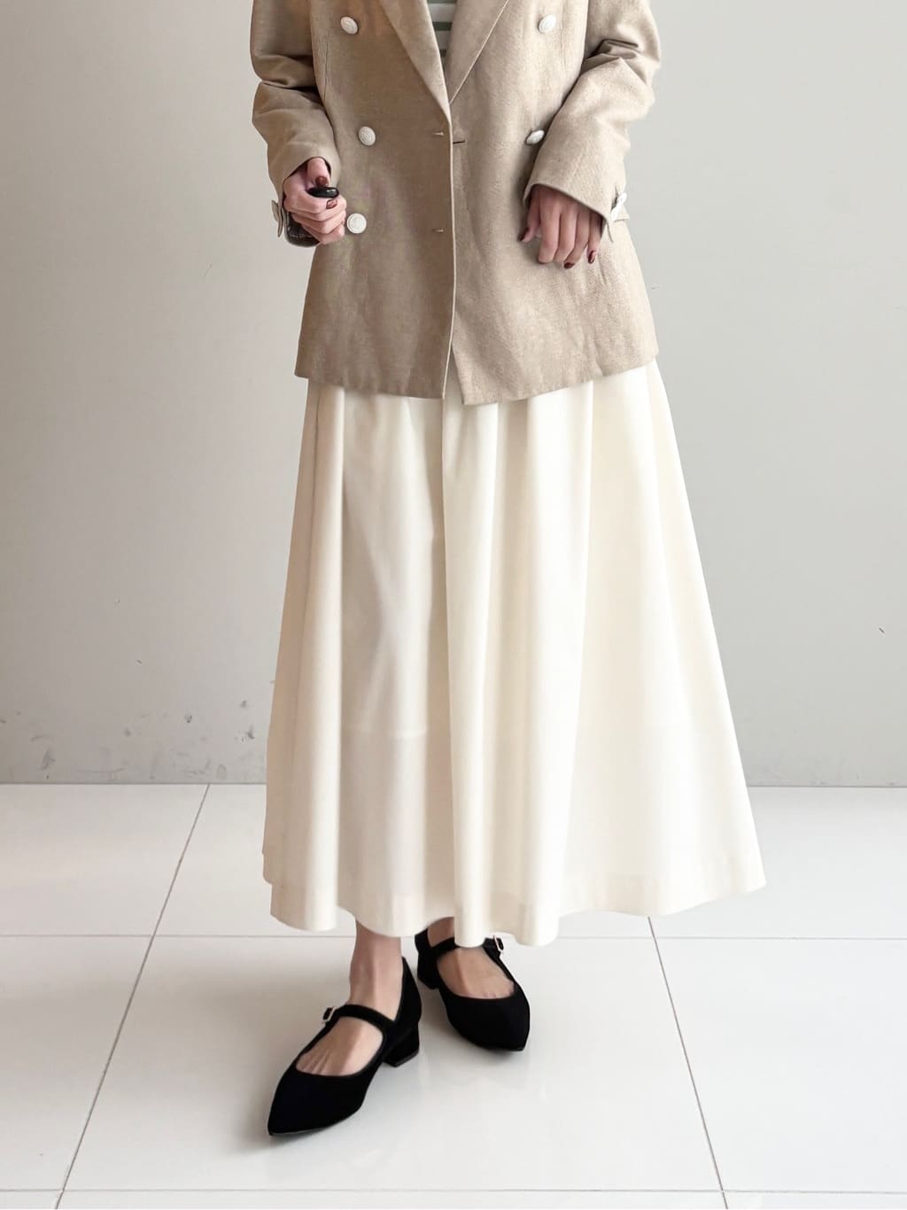 清水夏姫さんの「DRESSTERIOR｜【セットアップ可】リネンブレンドダブルブレストジャケット」を使ったコーディネート