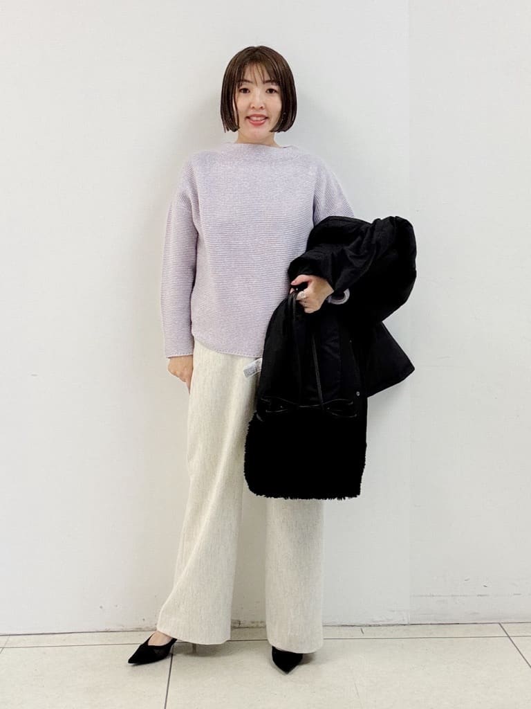 yoshiyaさんの「INDIVI｜ボアミドルバッグ」を使ったコーディネート