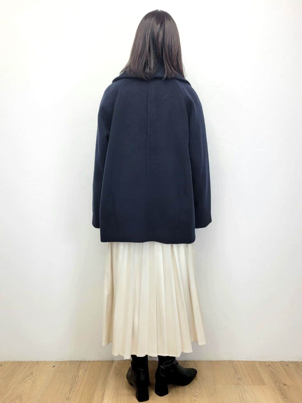 LISAさんの「OPAQUE.CLIP｜カシミヤブレンドウールミドルピーコート」を使ったコーディネート