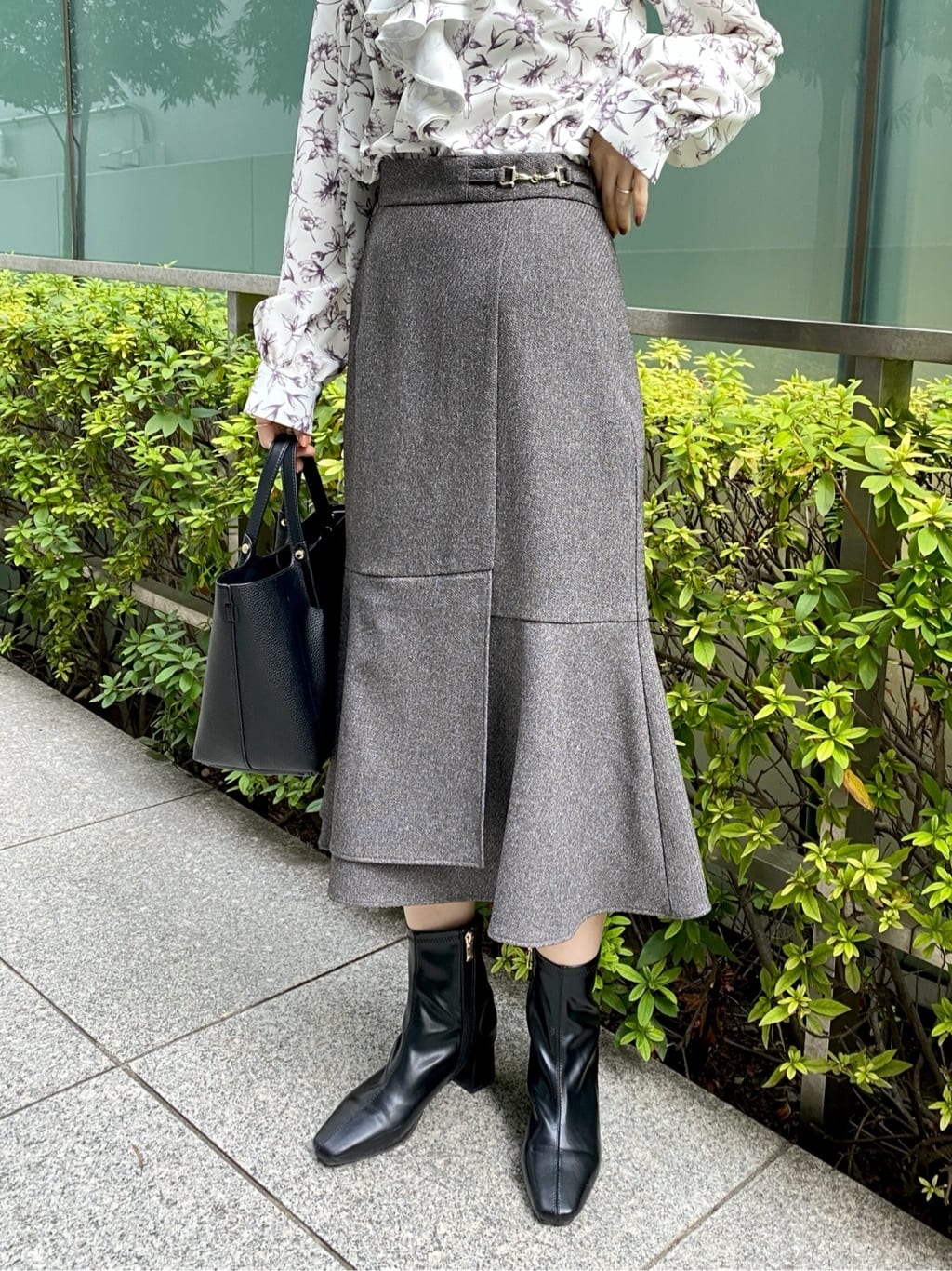 みさかさんの「index｜ラッフルフリルブラウス【洗濯機OK／イージーアイロン】」を使ったコーディネート