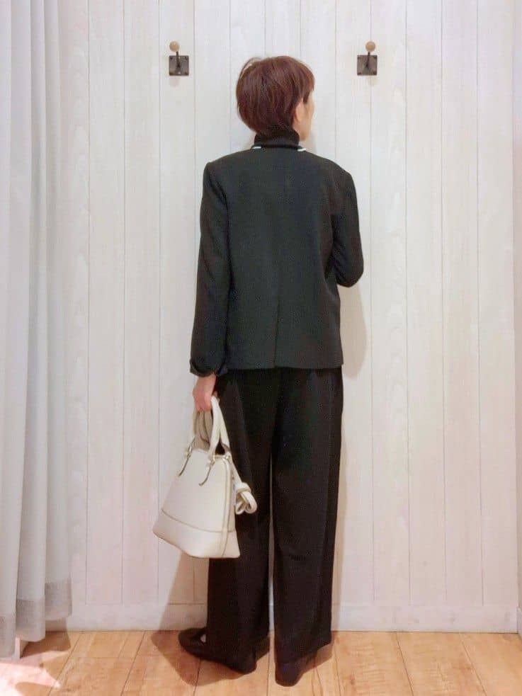 Ribさんの「SHOO･LA･RUE｜【洗濯機可/セットアップ可/S-3L】きちんと楽に。カットジョーゼットノーカラージャケット」を使ったコーディネート