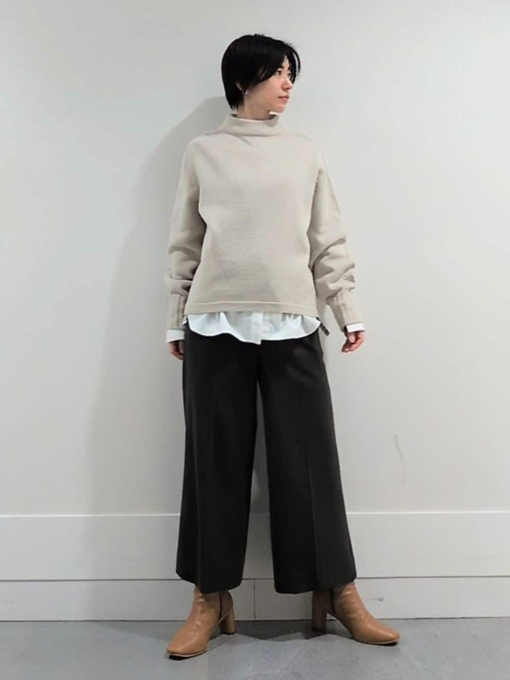 ミズタさんの「UNTITLED｜【スタイリッシュ／オンオフ兼用】ウールチェスターコート」を使ったコーディネート