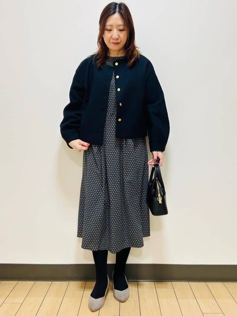 miiiさんの「Reflect｜【通勤/お出かけ◎】ジオメプリントクラシカルワンピース」を使ったコーディネート