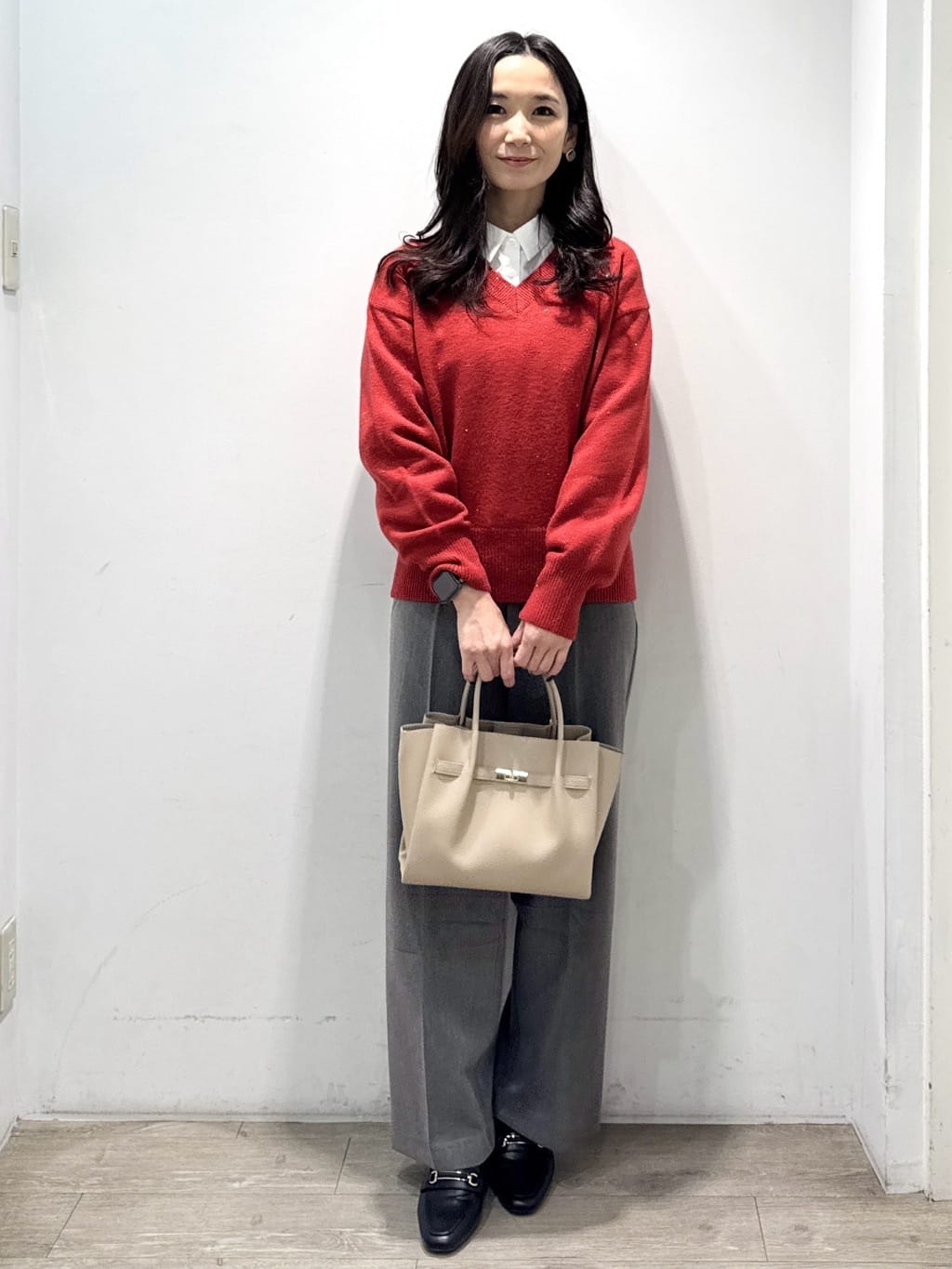 yuicciさんの「OPAQUE.CLIP｜ポケット刺繍レギュラーカラーシャツ【洗濯機OK】」を使ったコーディネート