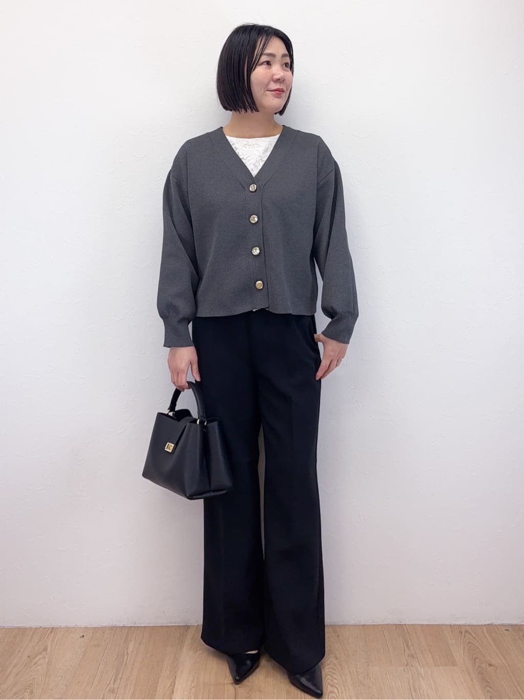 Takeさんの「OPAQUE.CLIP｜コード刺繍裏毛プルオーバー【洗濯機OK】」を使ったコーディネート