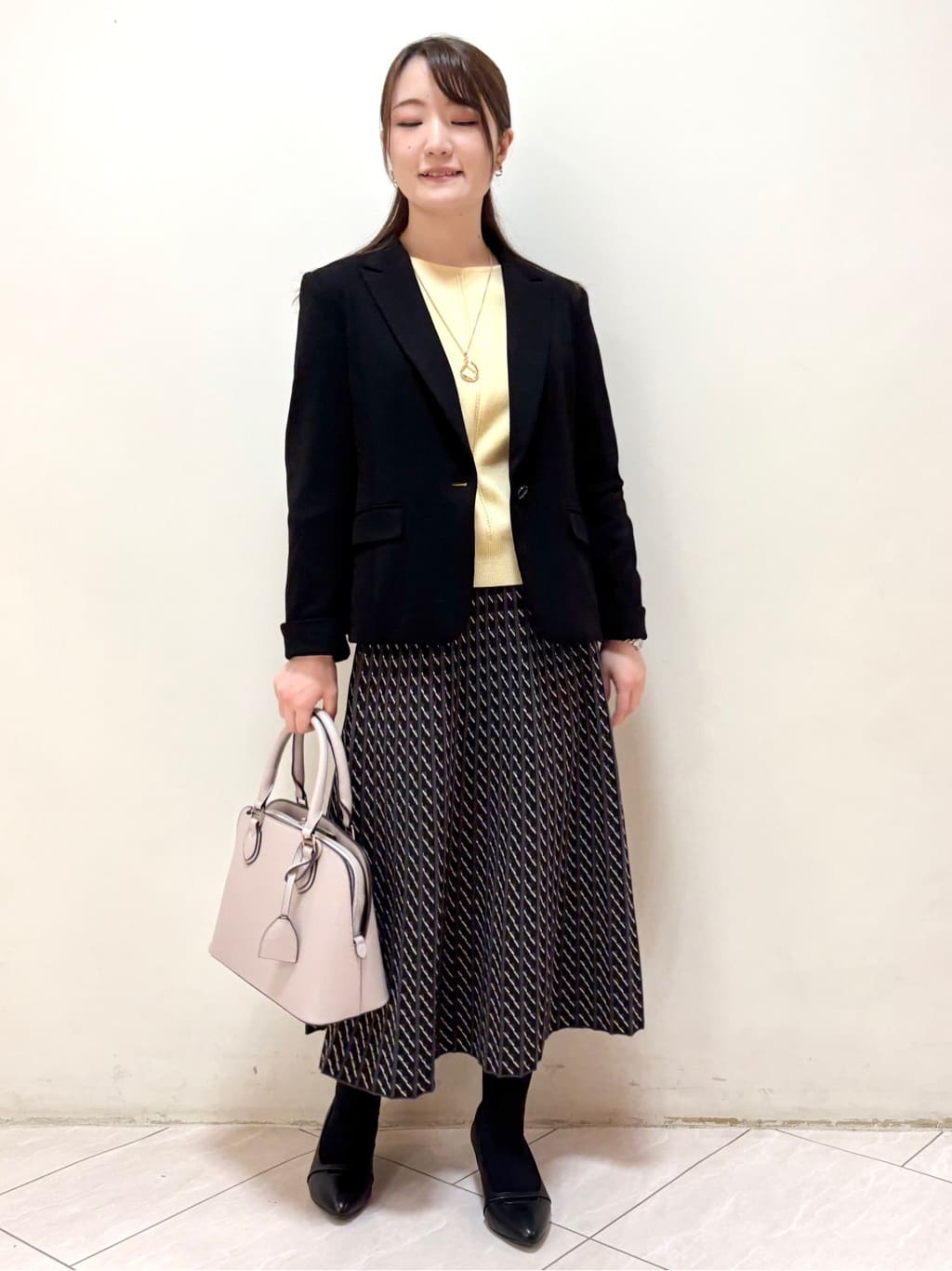 mikiさんの「Reflect｜【選べる8色／スカートにもパンツにも◎】ウール混ボートネックニット」を使ったコーディネート