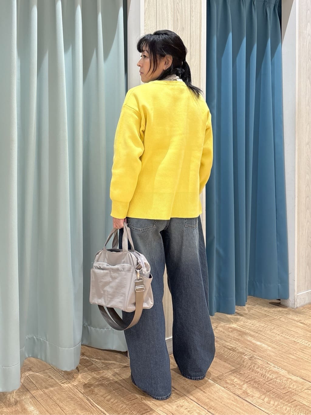 わかさんの「SHOO･LA･RUE｜【撥水】12ポケットキャリーオントートバッグ」を使ったコーディネート