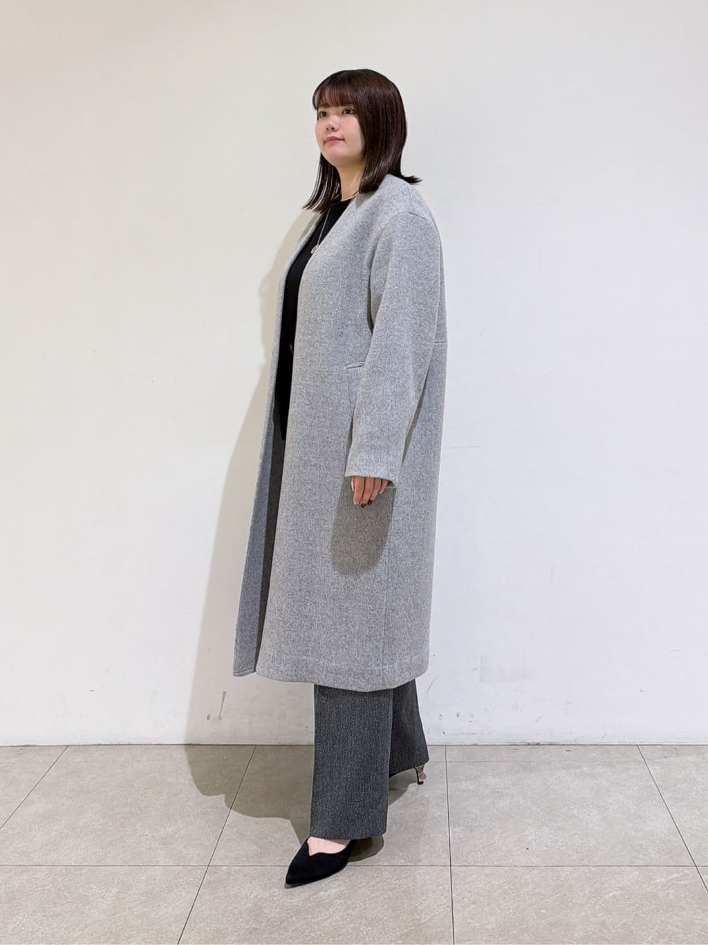 emikaさんの「INDIVI｜【軽量／ウール混】ライトフォルム ロングコート」を使ったコーディネート