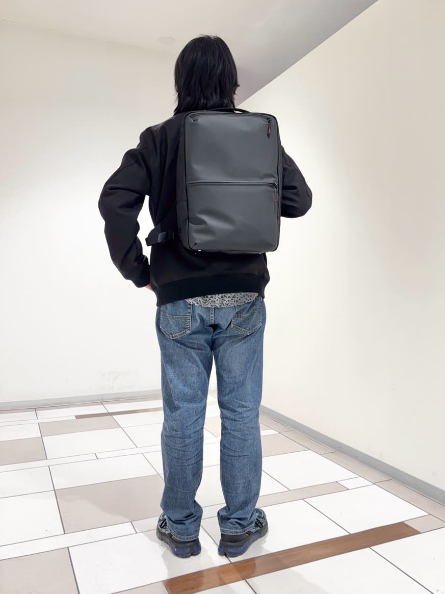 及川さんの「TAKEO KIKUCHI｜【JUST ONE LAYER】ダウンファブリック ジップアップ リブ ブルゾン」を使ったコーディネート
