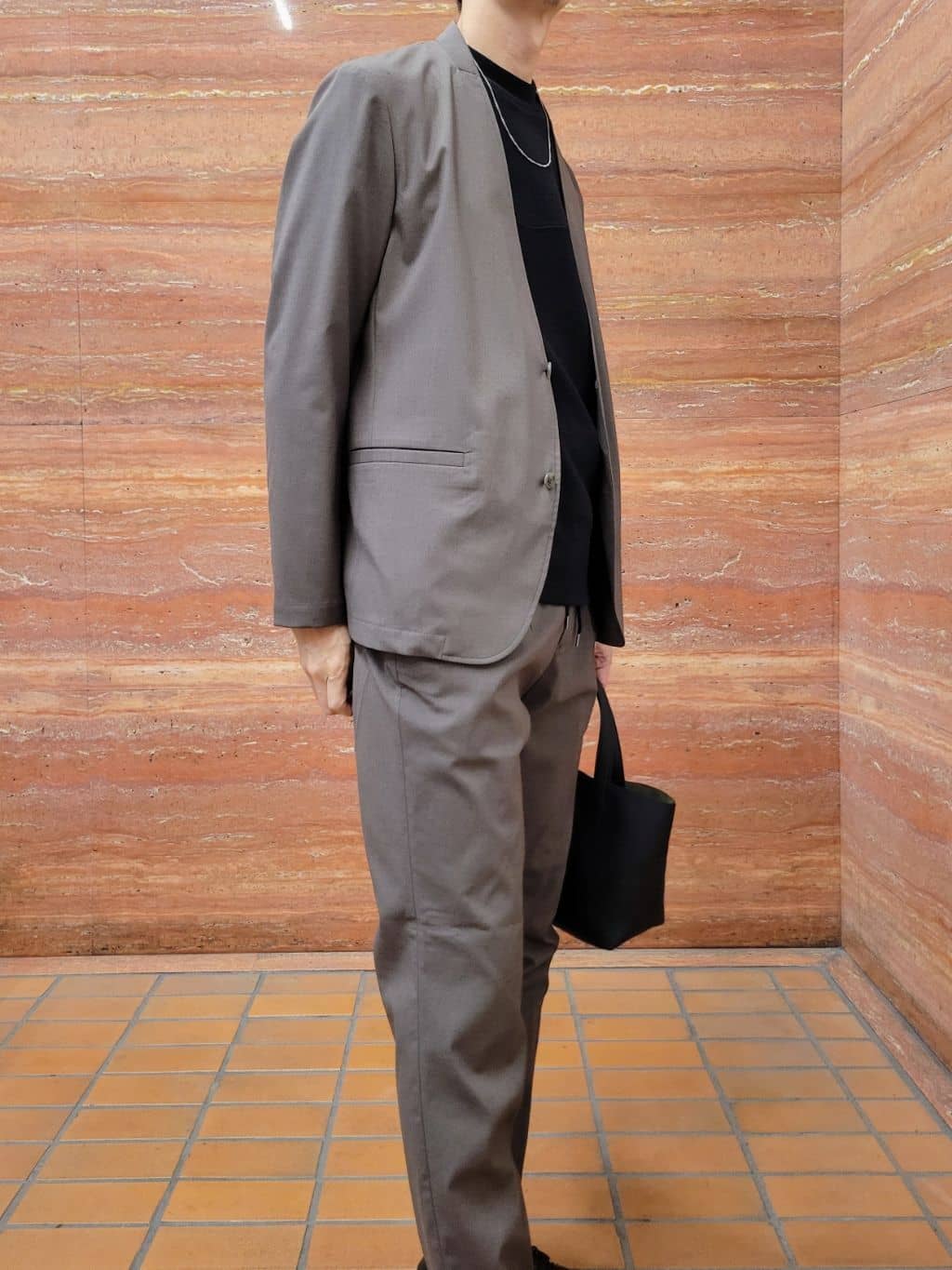 piroyaさんの「TAKEO KIKUCHI｜【ON／OFF兼用】CARREMANファブリック ノーカラージャケット」を使ったコーディネート