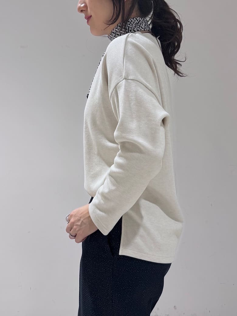 そんさんの「INDIVI｜【SETUP可能／洗える／UVケア】ライトジャージ ボトルネックトップス」を使ったコーディネート