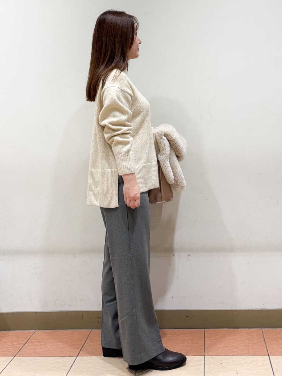 かなさんの「OPAQUE.CLIP｜ウォームタッチ イージーワイドパンツ【洗濯機洗OK／ストレッチ】≪SS～LL≫」を使ったコーディネート