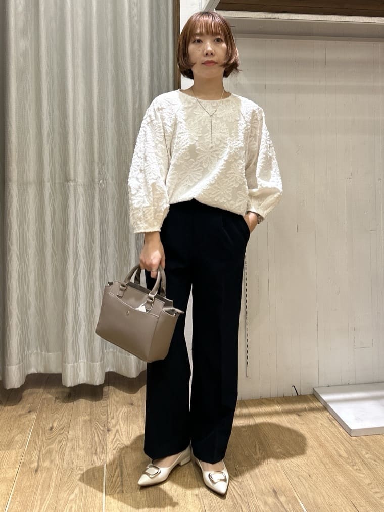 ga_riさんの「THE SHOP TK｜【通勤スタイルに】ダブルクロスワイドパンツ/セットアップ可」を使ったコーディネート