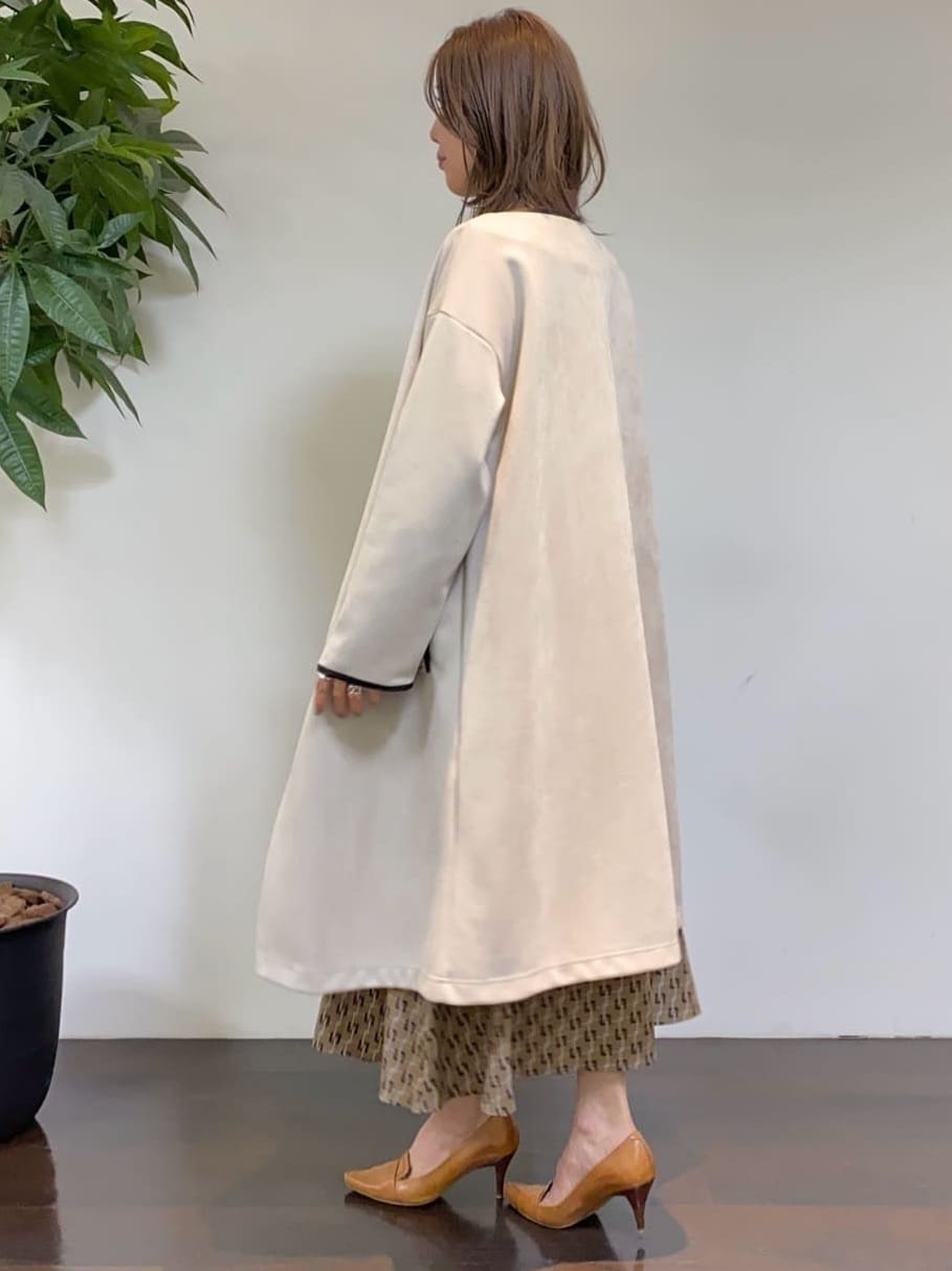 tomoさんの「UNTITLED｜【ウエストリボン/前開きボタン/レトロモダン】チェーン柄フレアワンピース」を使ったコーディネート