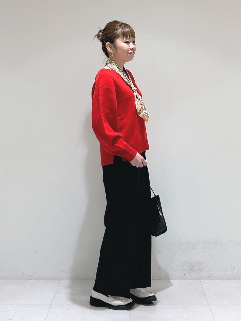 tsuyuさんの「INDIVI｜【軽量／ウール混】ライトフォルム ロングコート」を使ったコーディネート