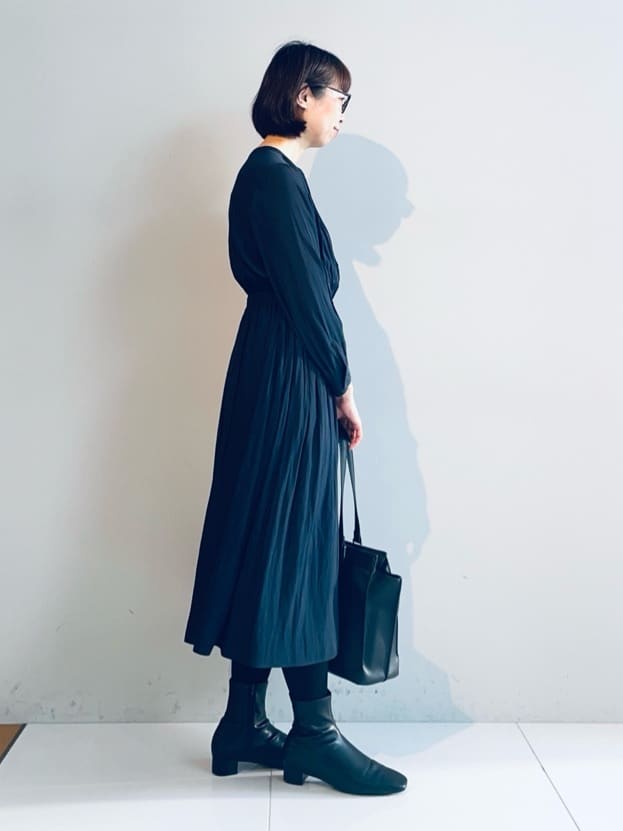 murayamaさんの「INDIVI｜【洗える】ギャザーフレアワンピース」を使ったコーディネート