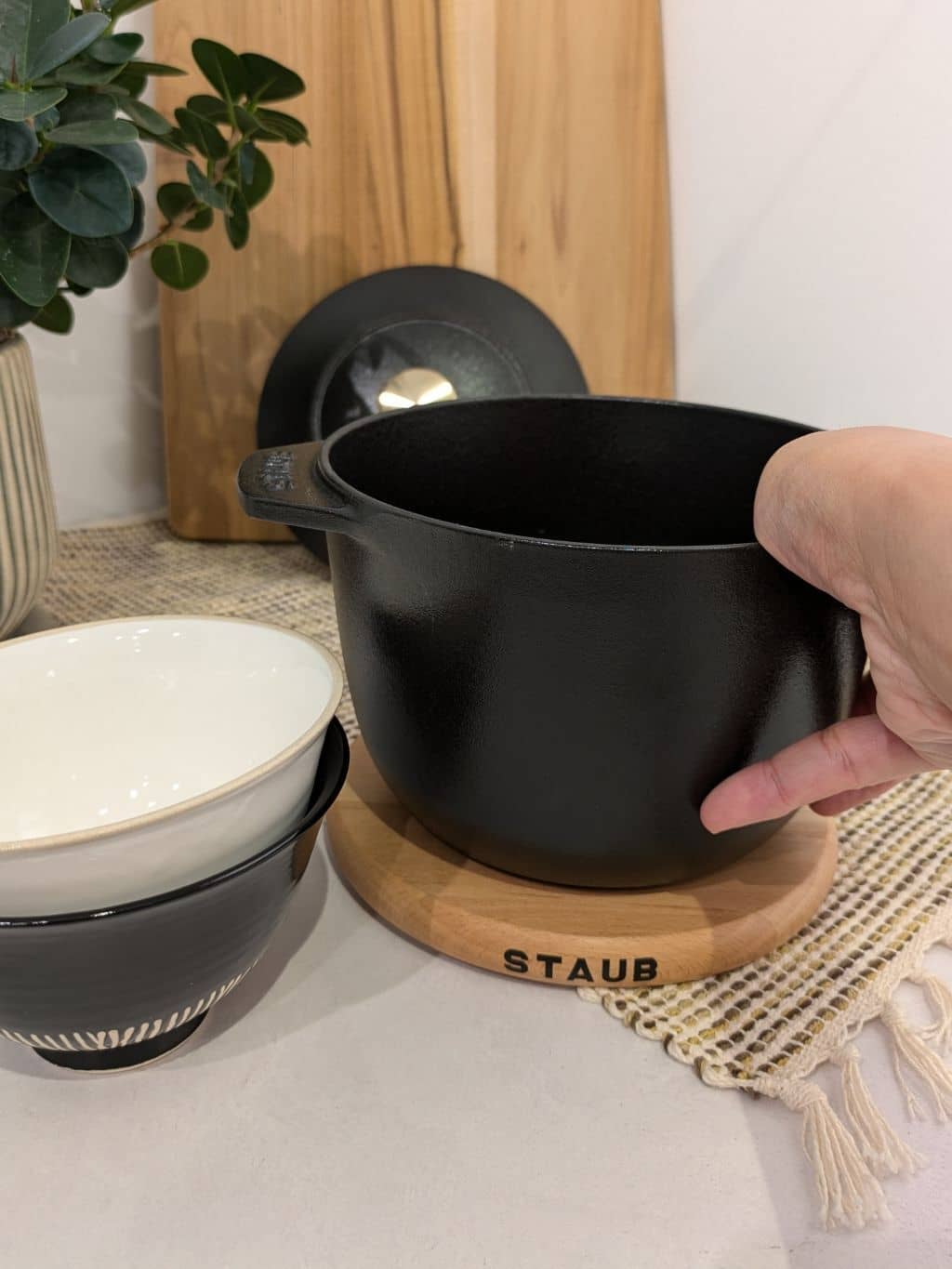 ユッコさんの「212 KITCHEN STORE｜Luxe Gohan BK set ＜STAUB  ストウブ＞」を使ったコーディネート