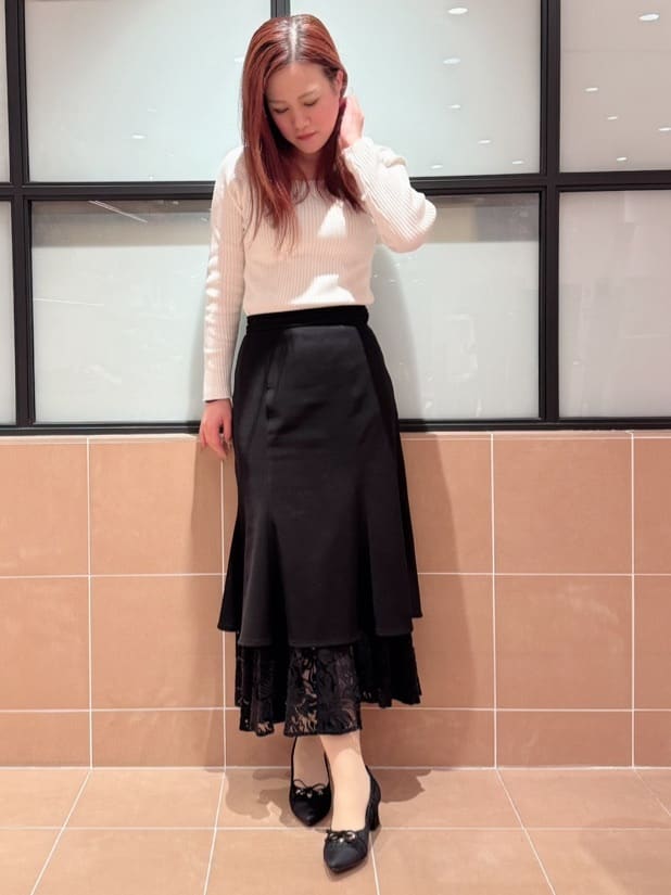 すみれさんの「ESPERANZA｜ビジューリボンポインテッドパンプス」を使ったコーディネート