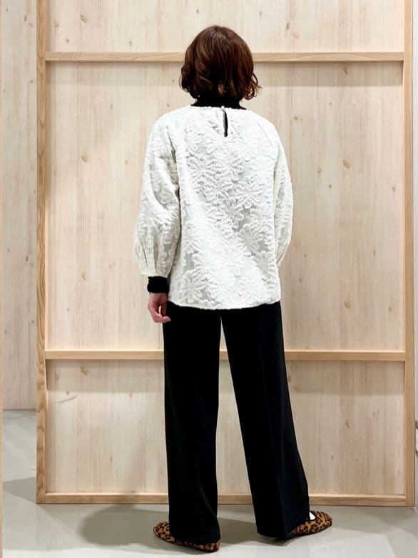 nakoさんの「THE SHOP TK｜【着丈選べる/XS～XLサイズ】あったか裏起毛ワイドパンツ」を使ったコーディネート