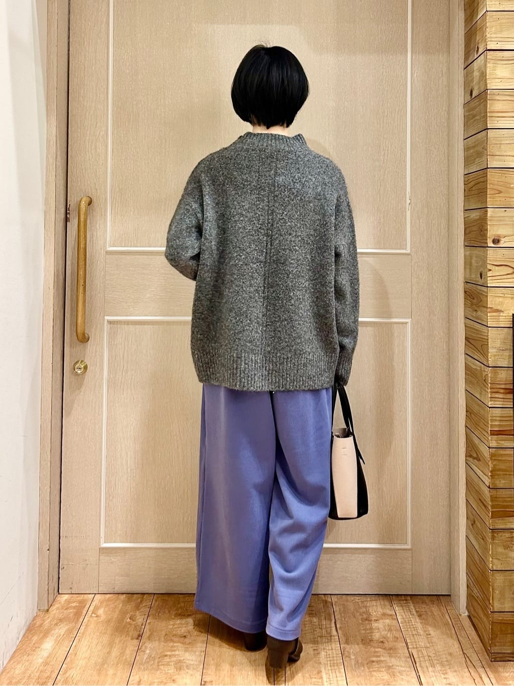 ちぐささんの「SHOO･LA･RUE｜【軽量/2WAY】コーデのアクセントになる　配色トートバッグ」を使ったコーディネート