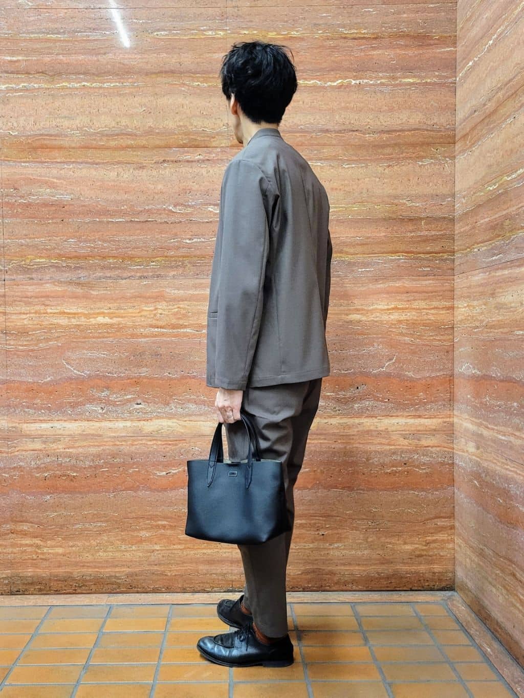 piroyaさんの「TAKEO KIKUCHI｜【ON／OFF兼用】CARREMANファブリック ノーカラージャケット」を使ったコーディネート