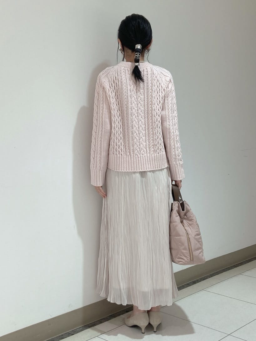 環さんの「UNTITLED｜【洗える】スポンディッシュ ケーブル柄ニット」を使ったコーディネート