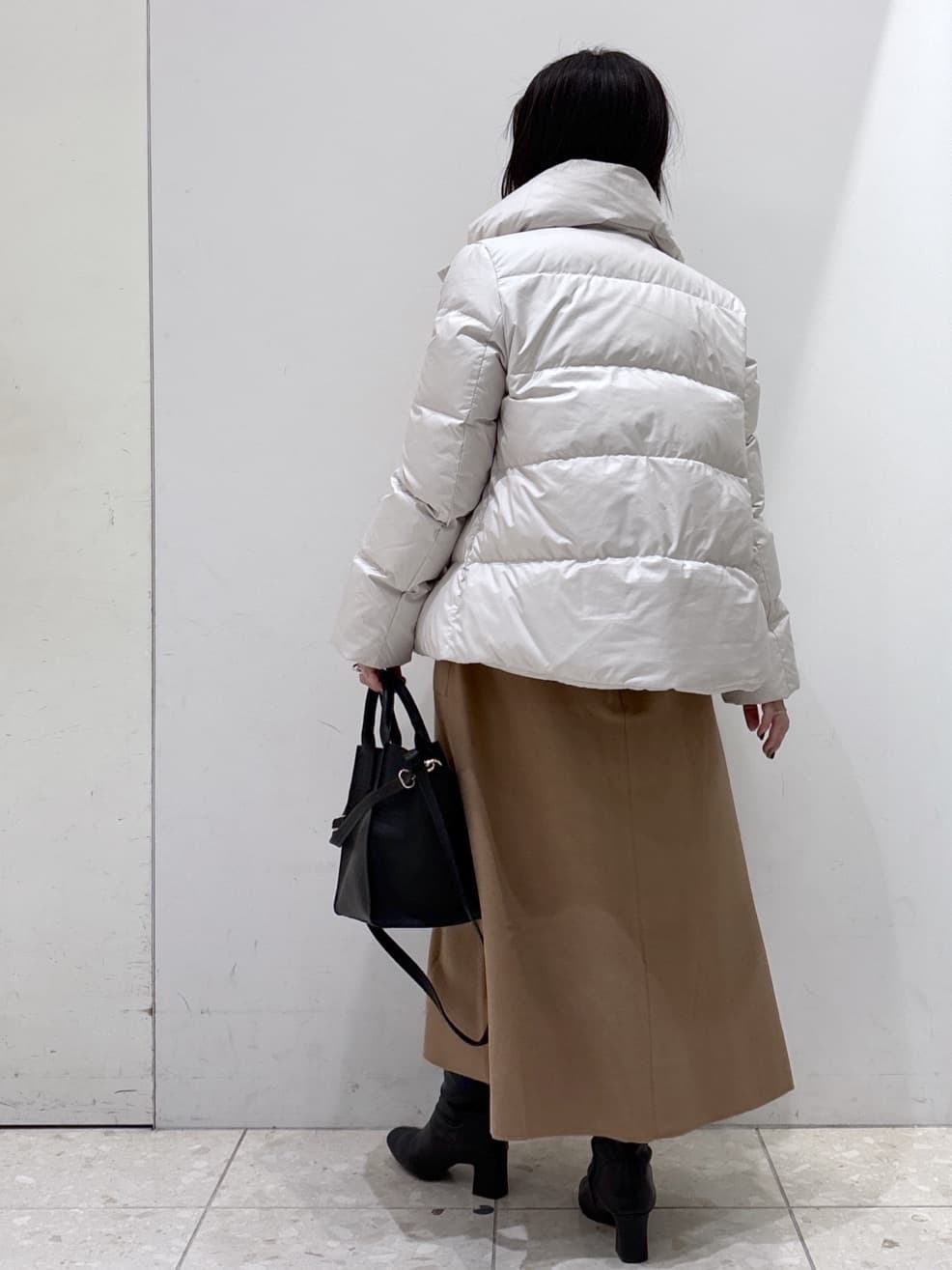 mameさんの「OPAQUE.CLIP｜撥水ショートダウン【防風／抗菌防臭／洗濯機洗い可】《SS～LL》」を使ったコーディネート