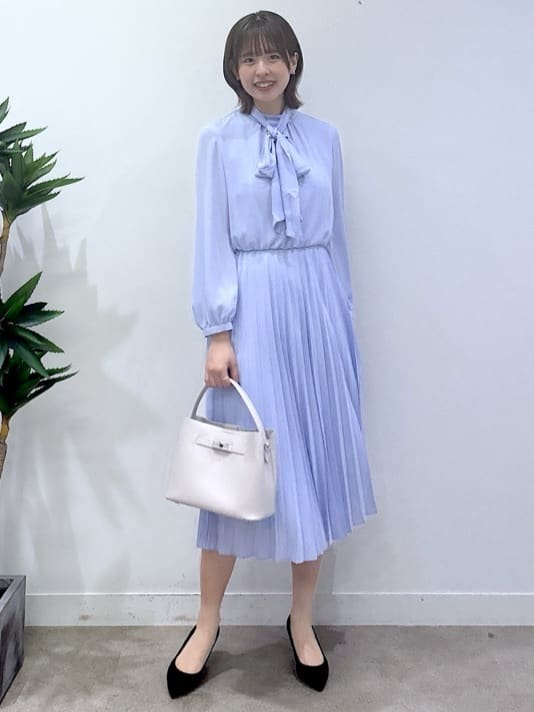 yukaさんの「UNTITLED｜【フォーマル/洗える】ボウタイ プリーツワンピース」を使ったコーディネート