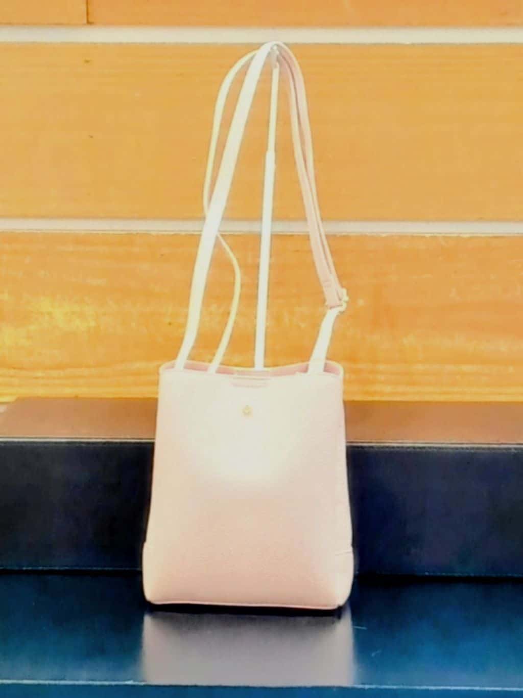 Haruさんの「SHOO･LA･RUE｜【軽量/高レビュー】見た目よりもたっぷり入る ふわっと軽い3層ショルダー」を使ったコーディネート