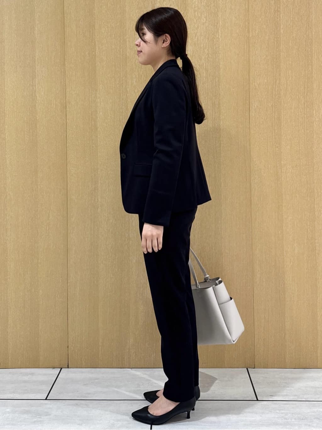 nanaさんの「UNTITLED｜【洗えるスーツ／ストレッチ】ウール混ジャージ テーラードジャケット」を使ったコーディネート