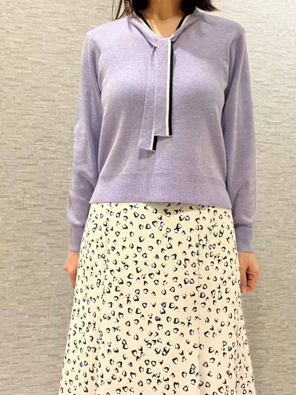 marikoさんの「Reflect｜ソフトフレアプリントスカート」を使ったコーディネート