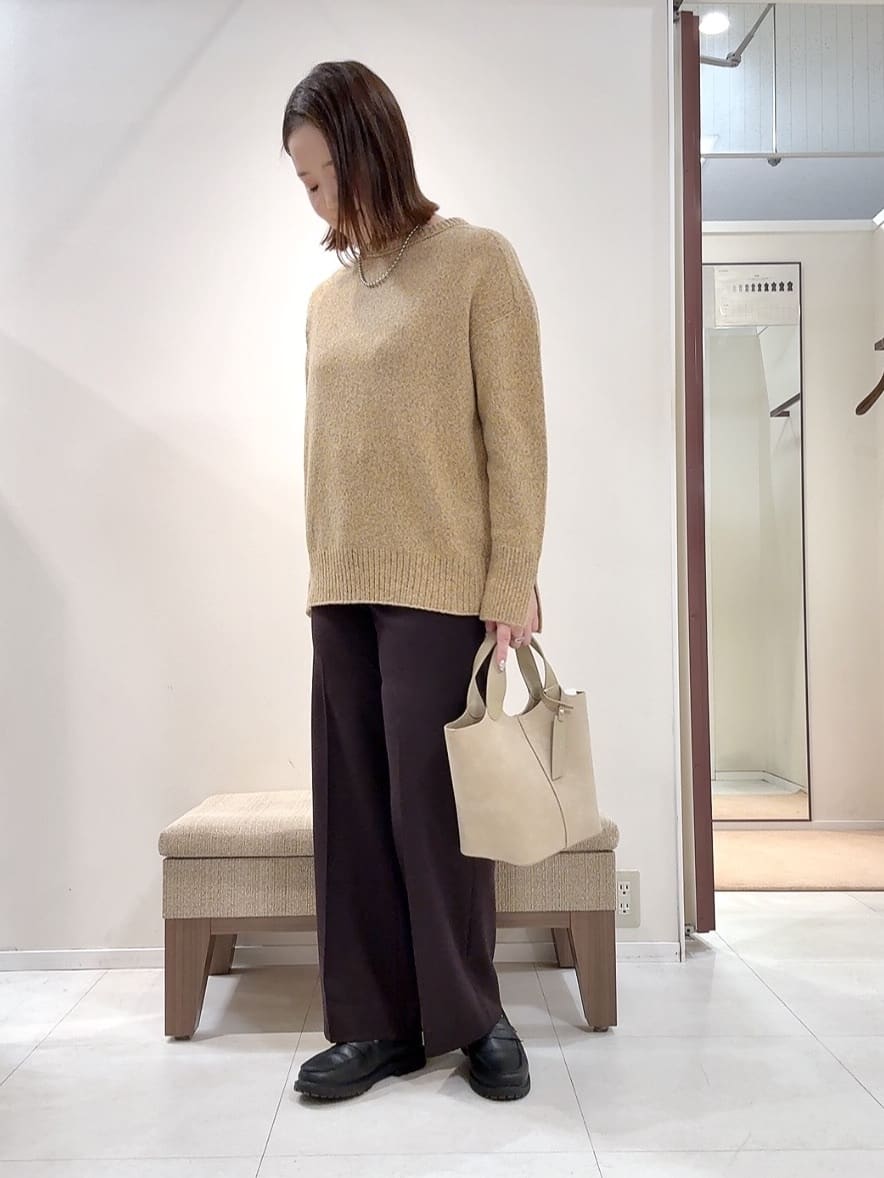 YUIさんの「UNTITLED｜【はっ水機能/フード取り外し可/防寒】ロングダウンコート」を使ったコーディネート