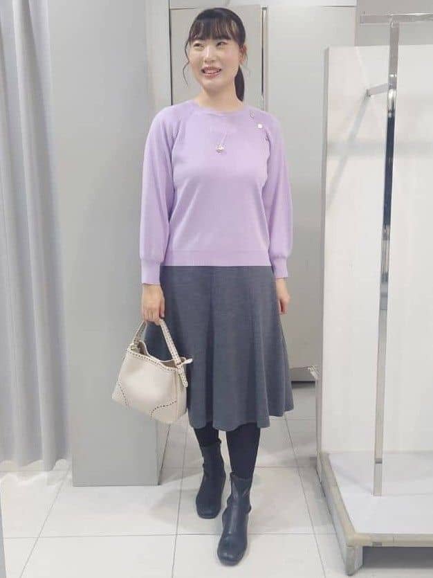 AZUSAさんの「Reflect｜【ゆったり着られる◎】ラグランスリーブニット」を使ったコーディネート