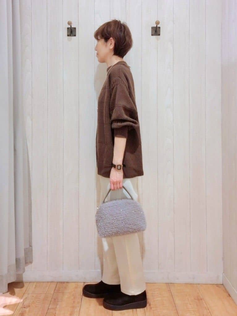 Ribさんの「SHOO･LA･RUE｜【洗濯機可/S-LL】美脚見え あったか裏起毛 テーパードパンツ」を使ったコーディネート