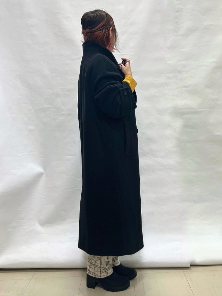 YUIさんの「SHOO･LA･RUE｜【絶妙なゆるピタ/洗濯機可】ちくちくしにくい リブハイネックやわらかニット」を使ったコーディネート