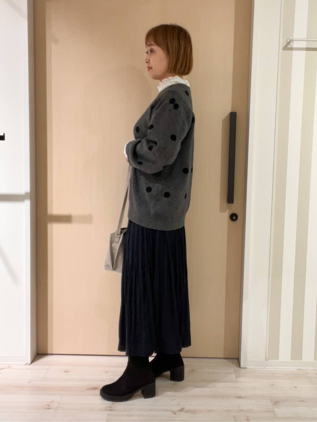 ぷくりんさんの「SHOO･LA･RUE｜【S-LL/洗濯機可】体型カバーができる 大人のドット柄ニット」を使ったコーディネート