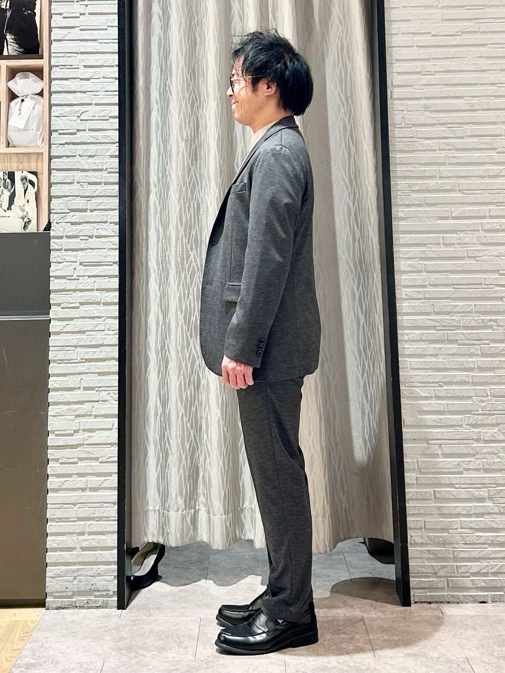 KENJI Iさんの「THE SHOP TK｜【動きやすい、快適ビジネスジャケット】TRジャージ ジャケット　セットアップ可/洗濯機OK/ストレッ」を使ったコーディネート
