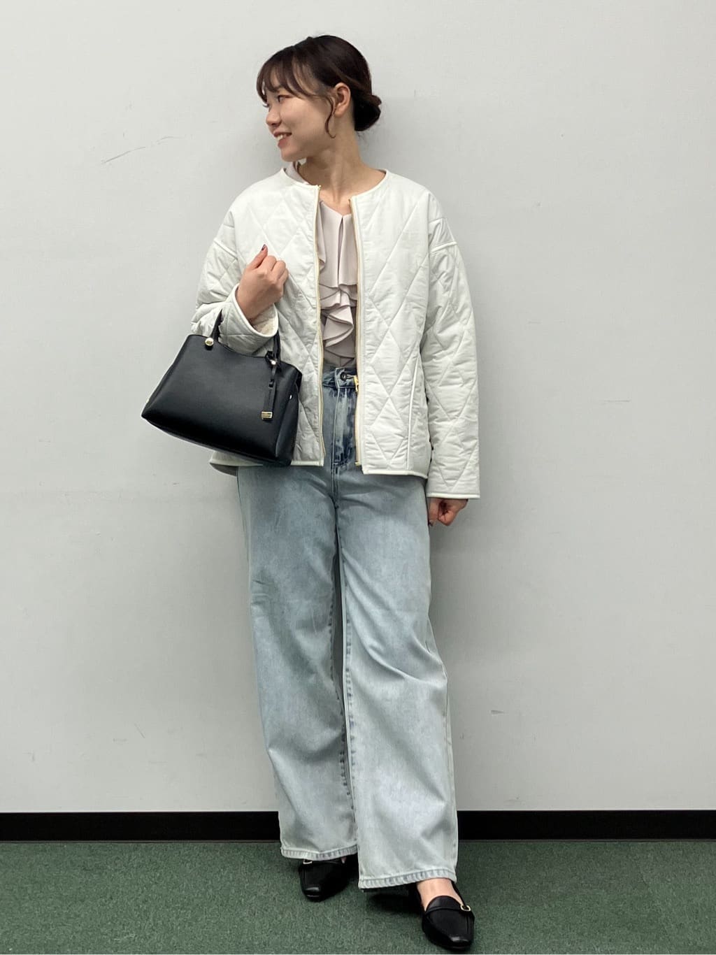 MAYUKIさんの「index｜ラッフルフリルブラウス【洗濯機OK／イージーアイロン】」を使ったコーディネート