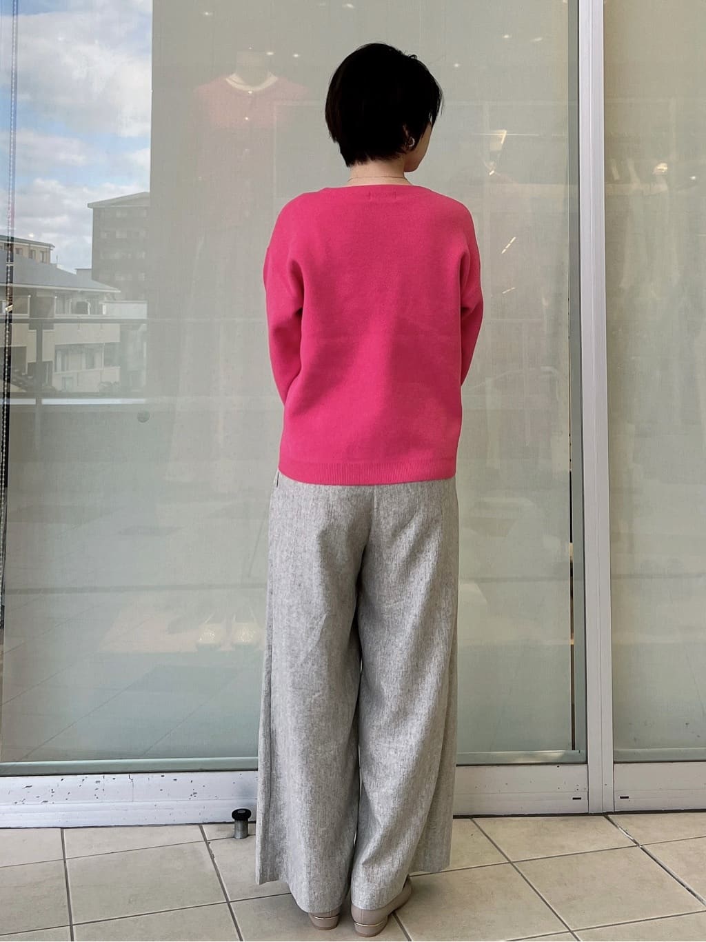 yo-koさんの「OPAQUE.CLIP｜サイド編地切替ニットトップス／セットアップ対応【洗濯機OK】」を使ったコーディネート