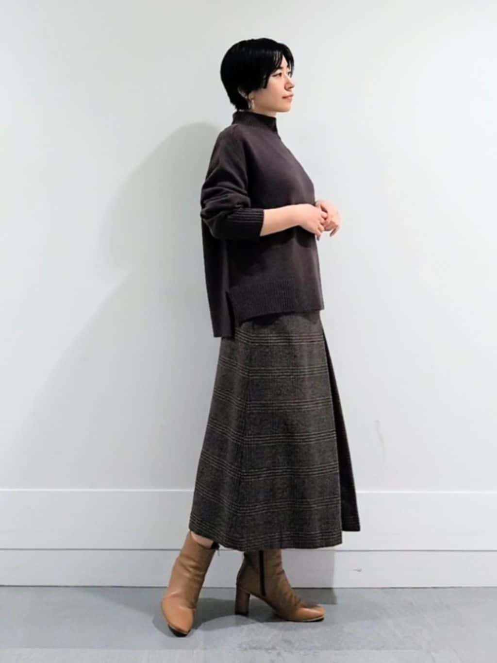 ミズタさんの「UNTITLED｜【8色展開/洗える】ウールカシミヤ ハイネックニット」を使ったコーディネート