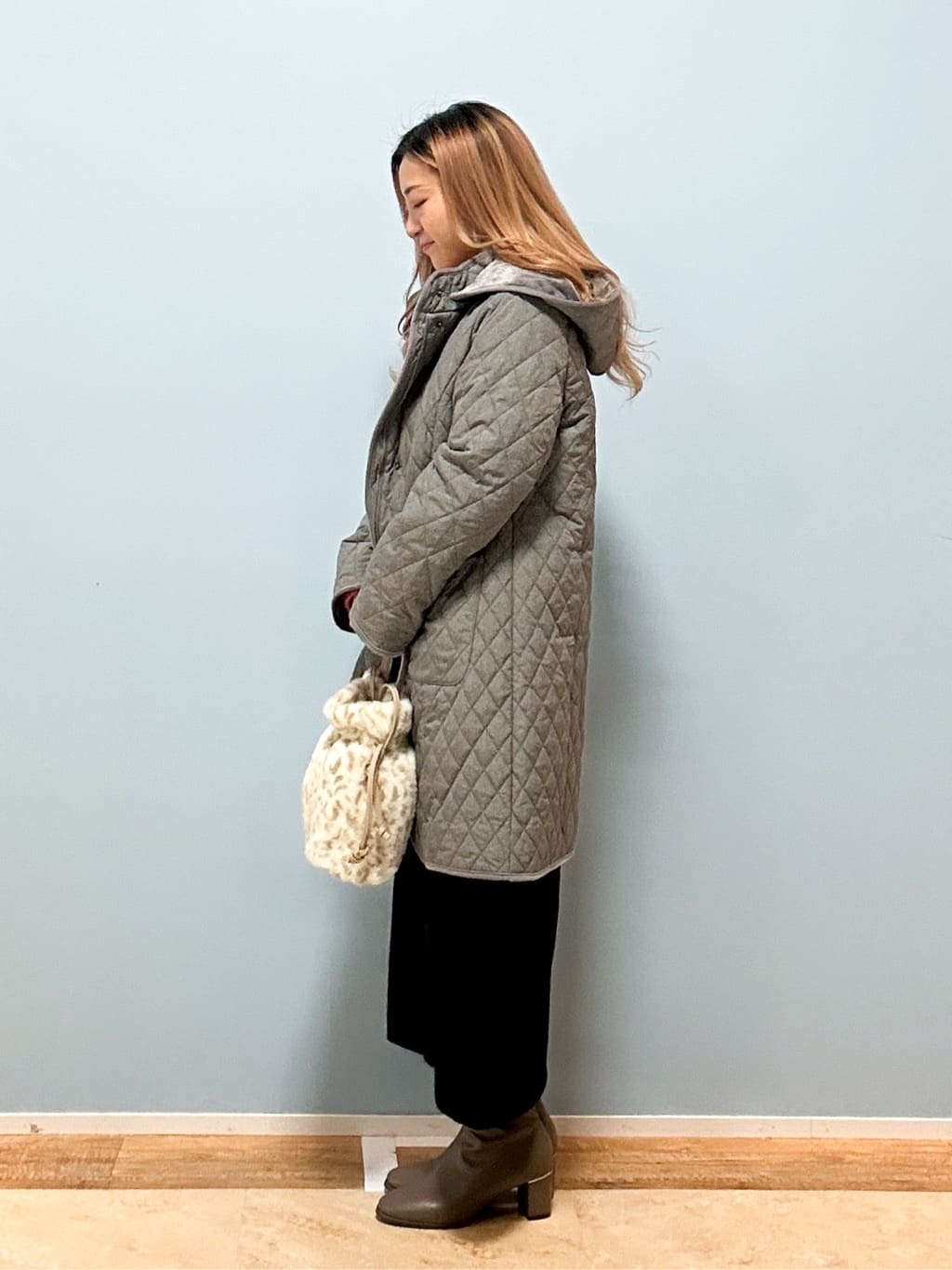 mikoさんの「SHOO･LA･RUE｜【撥水/フード取り外し可】自然にくびれる あったかダイヤ柄キルトコート【CIRCRIC】」を使ったコーディネート