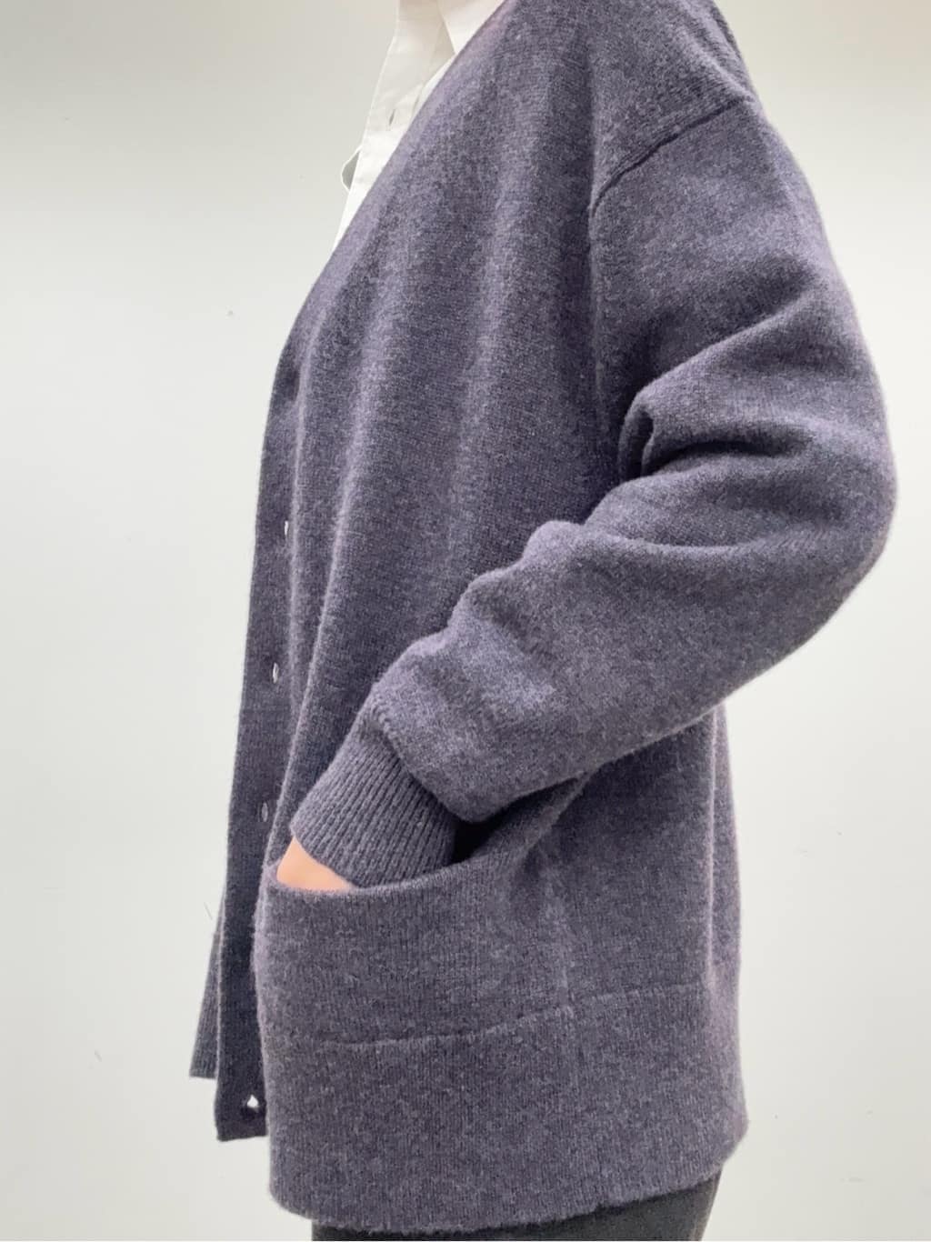 BUNさんの「DRESSTERIOR｜◆ソフトサーモポンチイージーワイドパンツ」を使ったコーディネート